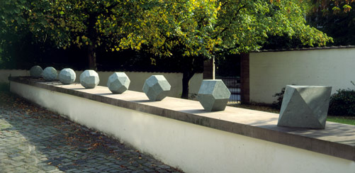 p930235
